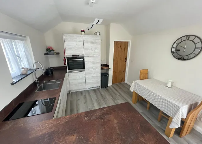 Sunnyside Cow Shed One Bedroom Central Cornwall